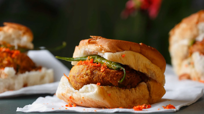  Jackie Shroff - Vada Pav